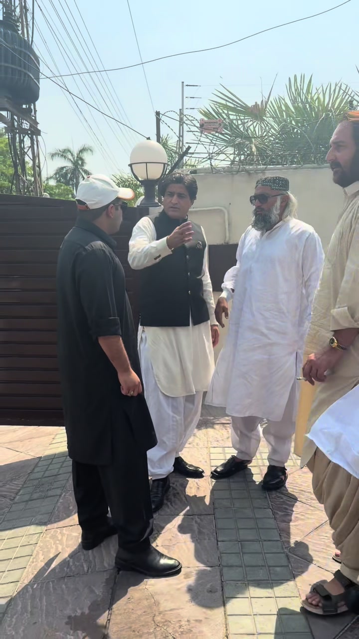 @Pir Gohar Saifullah Chishty