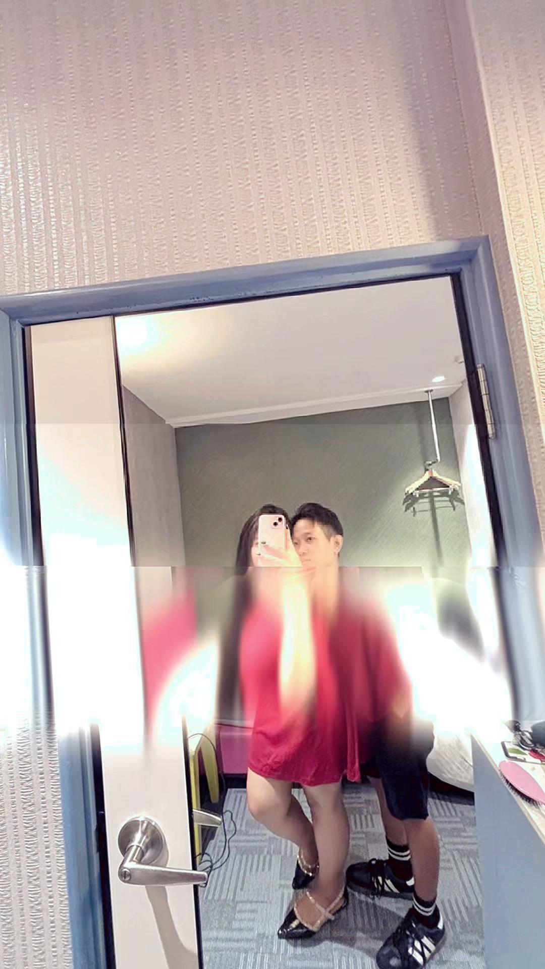 @M E M E Y K🦖