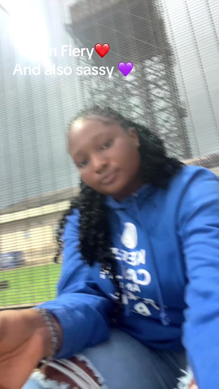 @HANNAH 💜❤️🤍