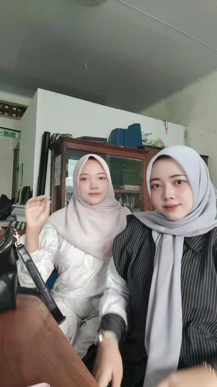 @Khen_outfit98