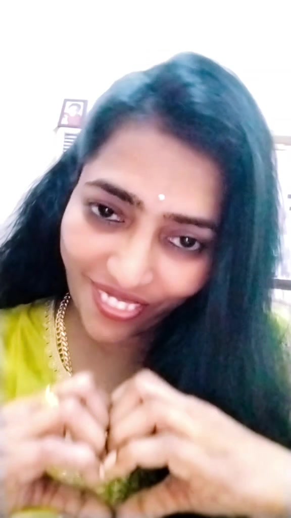 @💃കാത്തു കുറുമ്പി💃