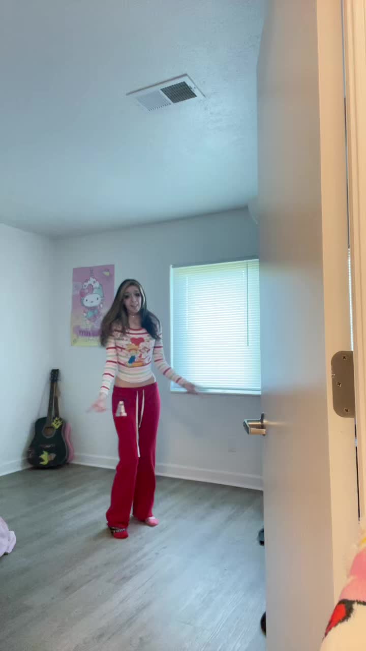 @Zoe Little 🤍ྀི🪽 ⋆✴︎˚。⋆