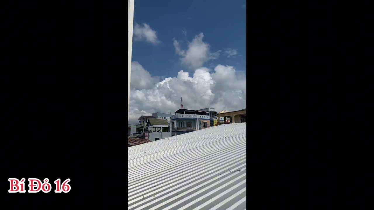 @Bí