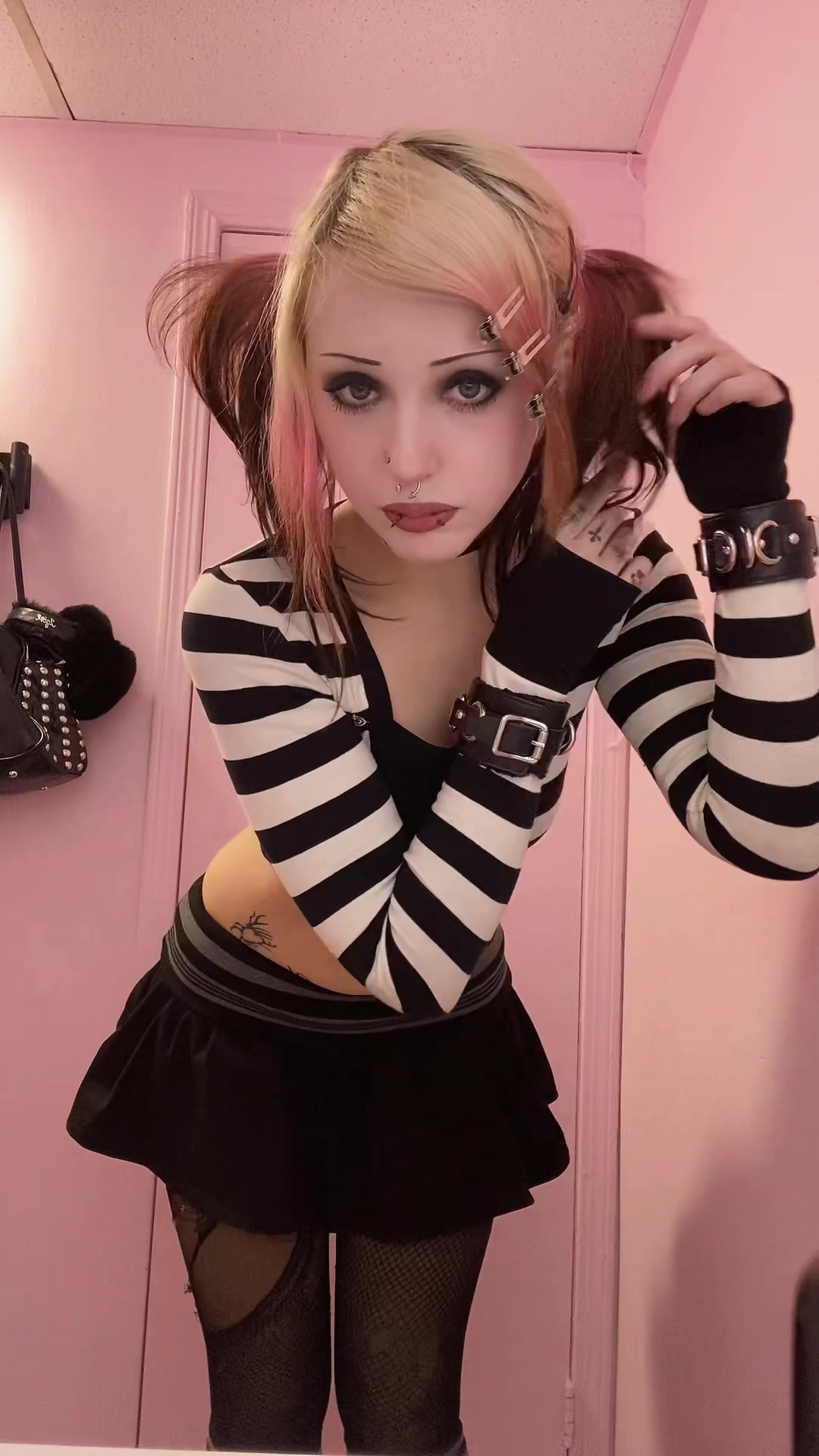 @emoemmz