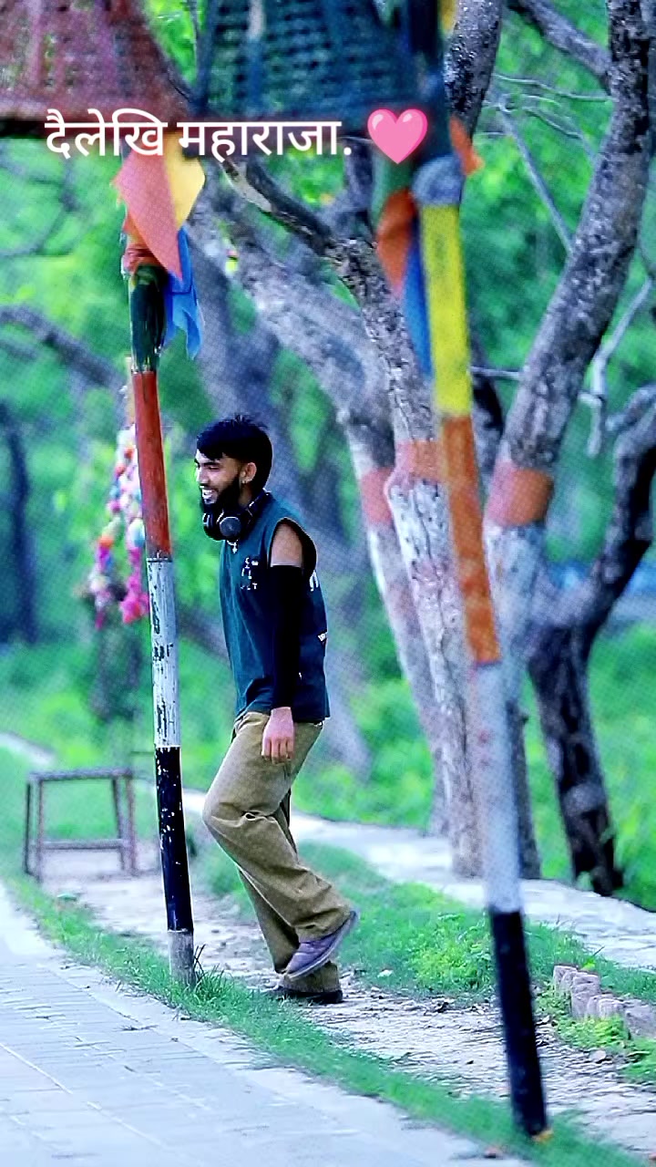 @महाराजा 🩷🧡