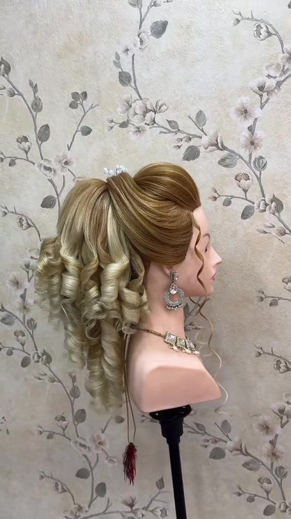 @Beauty Blink Hairstyles