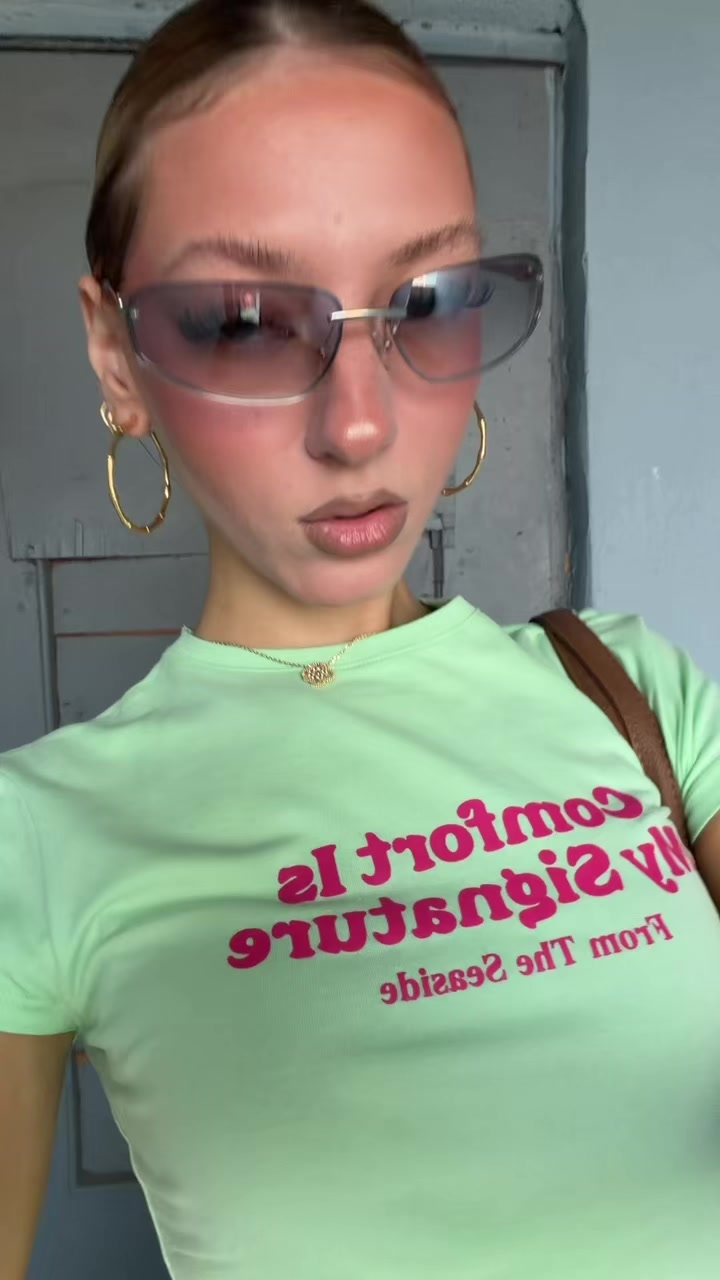 @ANGELINA🍓