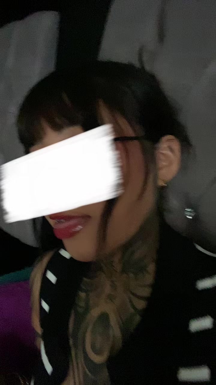 @🫦𝔎𝔦𝔪𝔟𝔢𝔯𝔩𝔶🍒