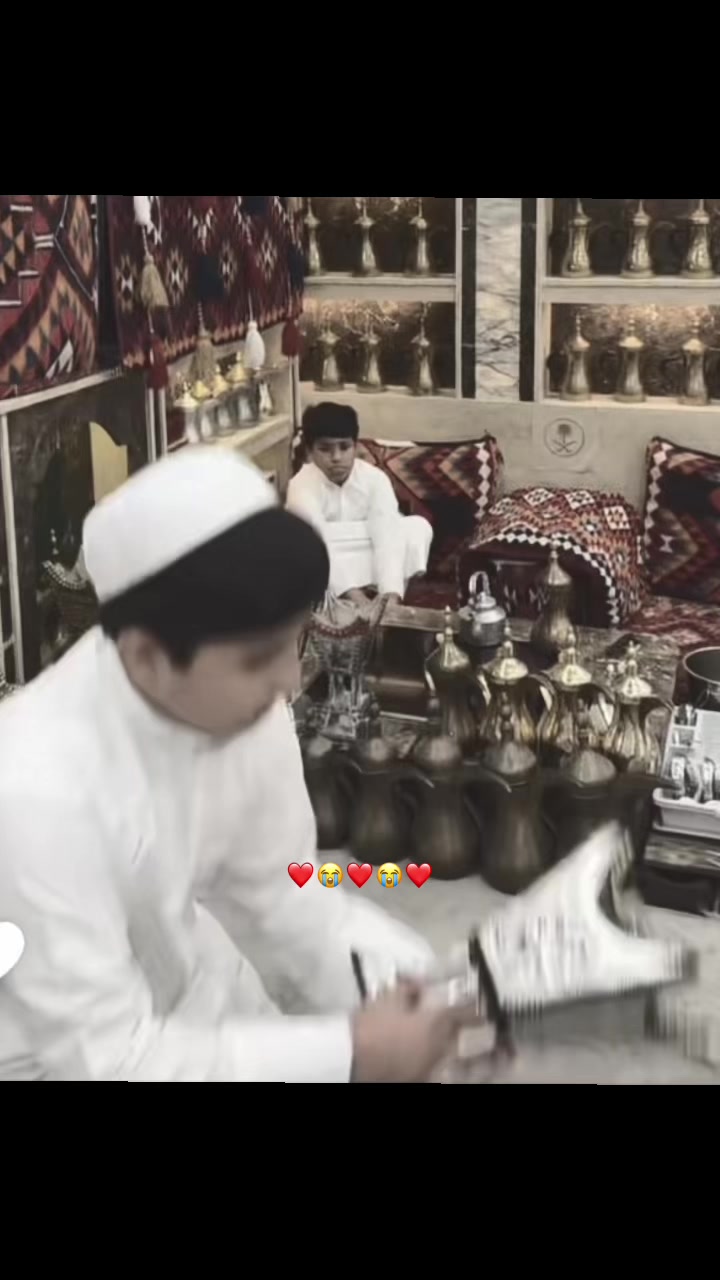 @الـ قـزيـع 🩶.