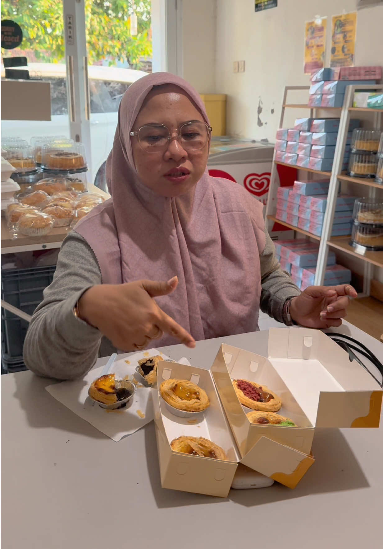 @jajan mbak sari