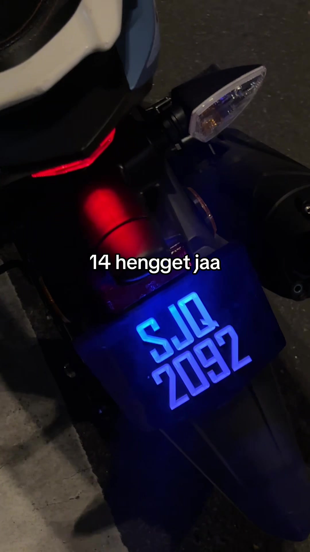 @nishhz