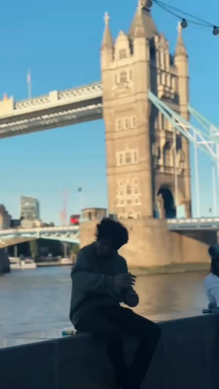 @Loshariyan 🇬🇧