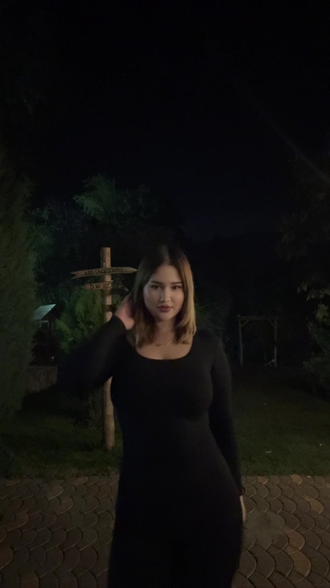@v
