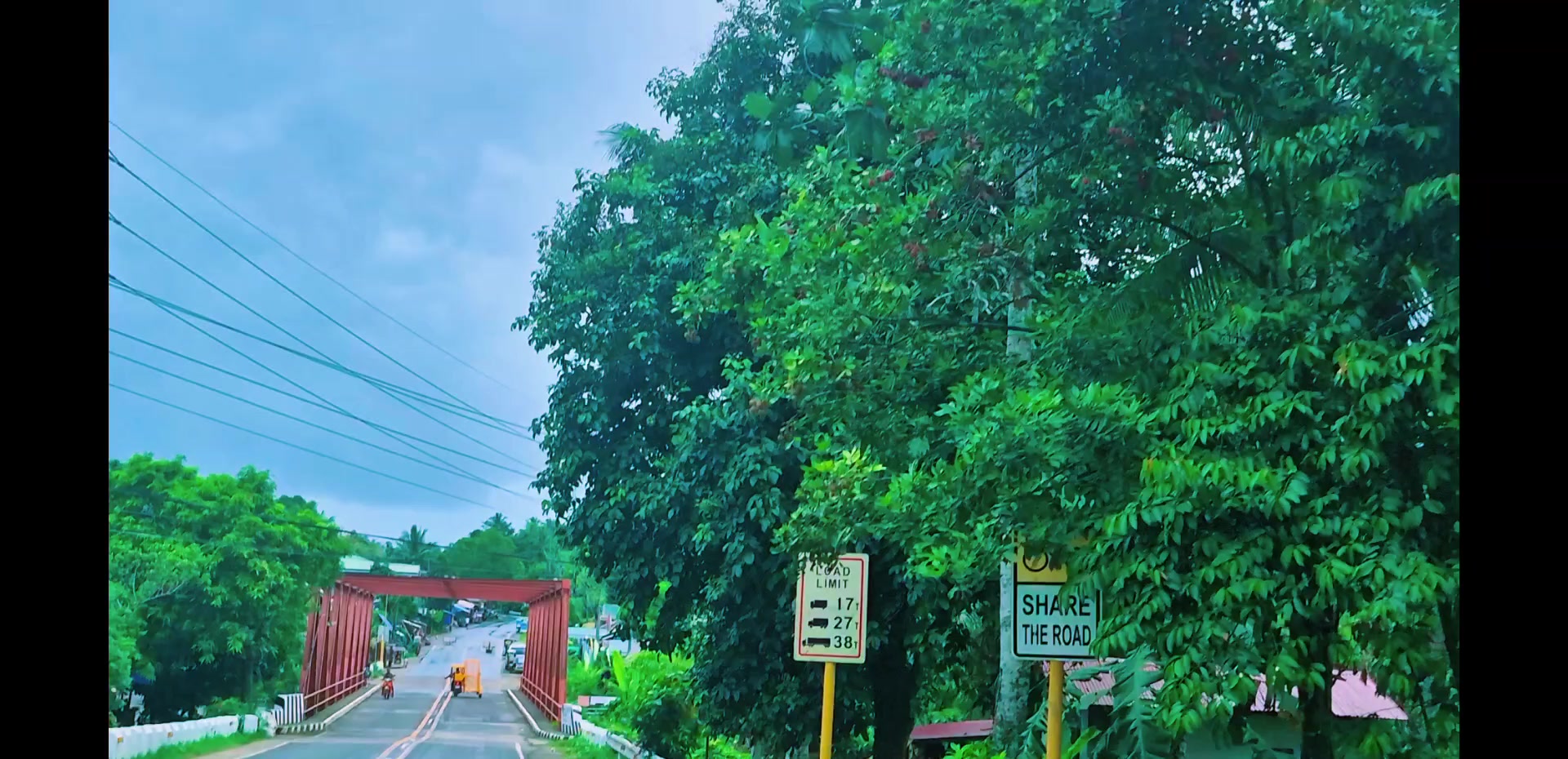 @RILL CRUZ