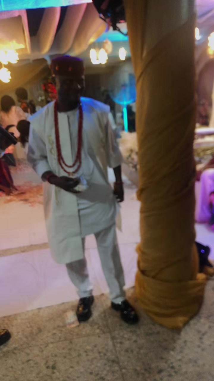 @𝔼𝕧𝕒𝕟𝕤 𝕞𝕦𝕝𝕝𝕖𝕣🥷🏿🚀