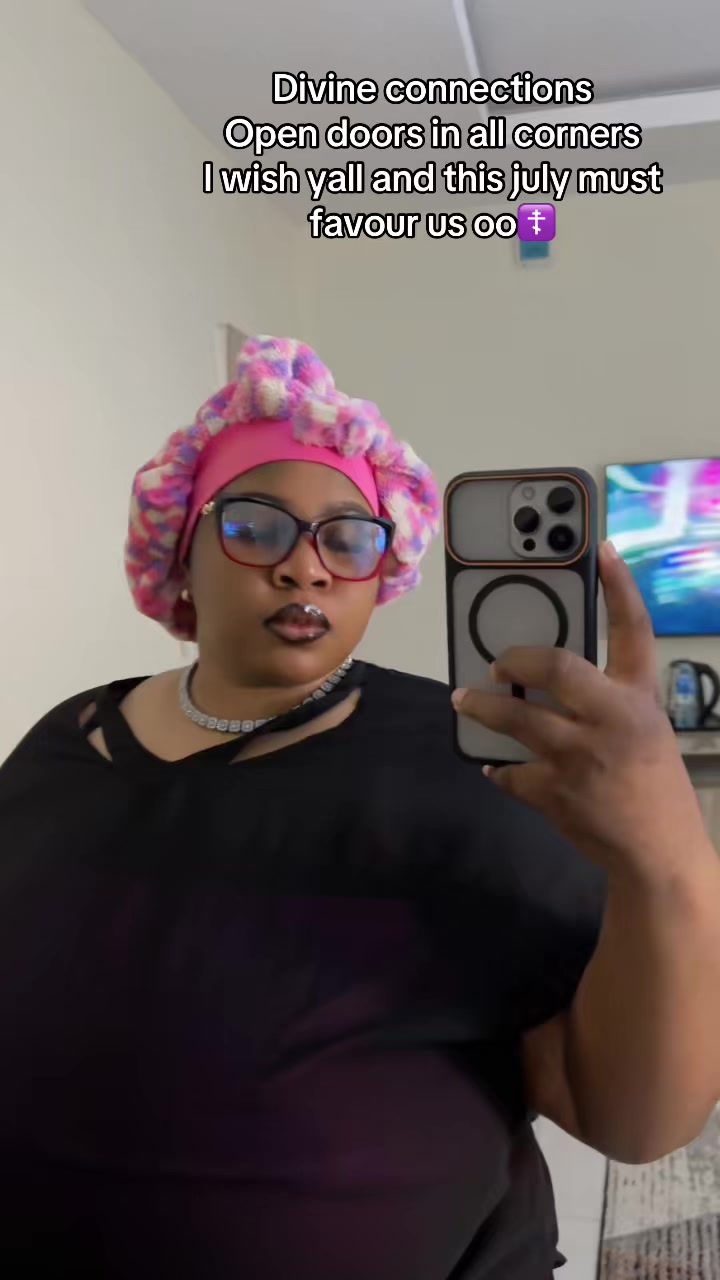 @Burstybella💜