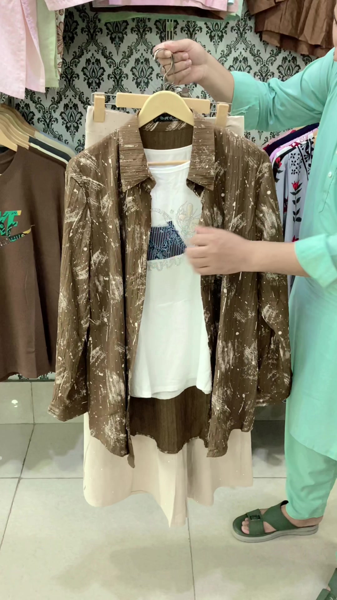 @Rehmat Shopping Mall