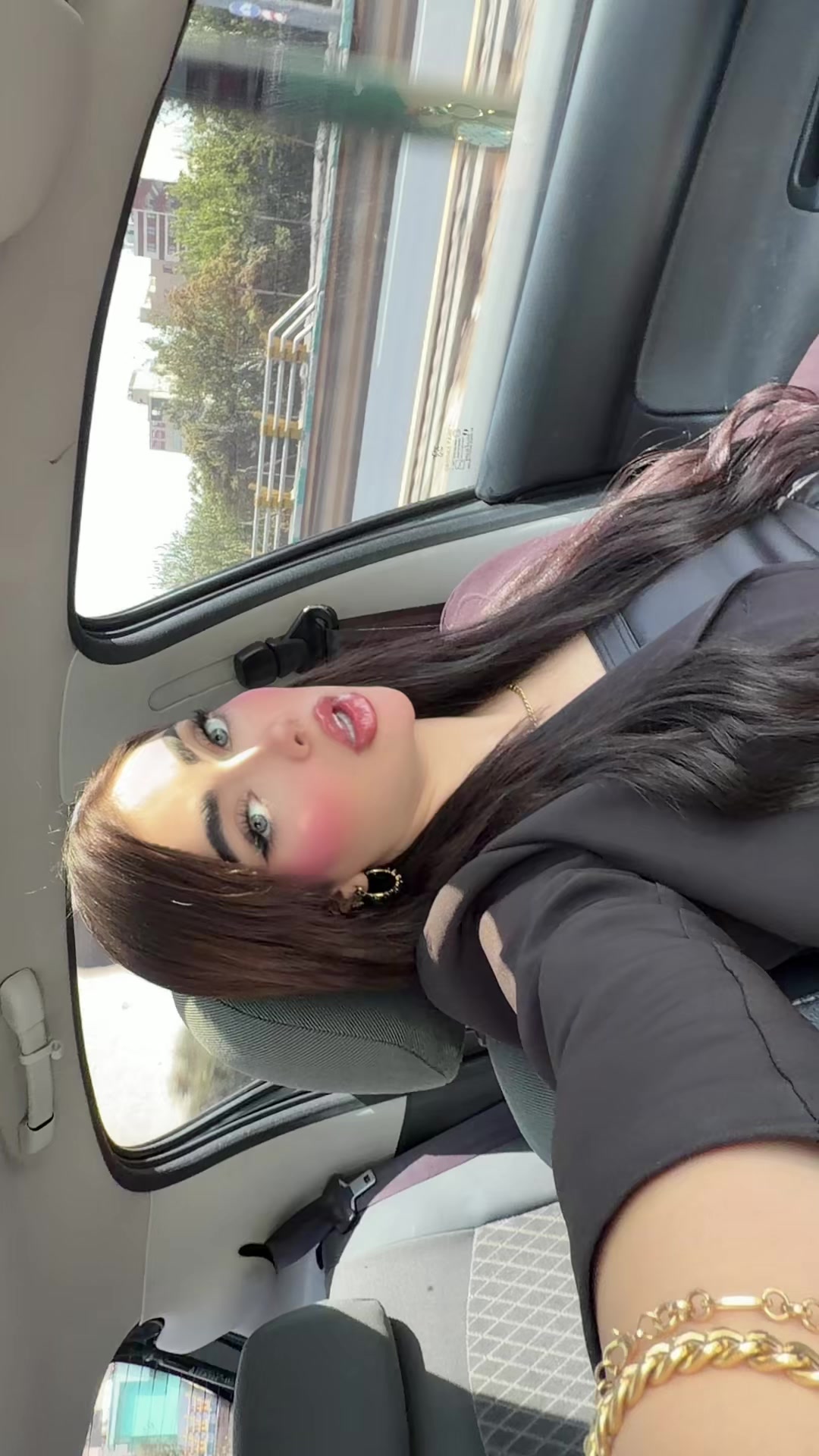 @MAHSA 🍒 ZAMANIAN