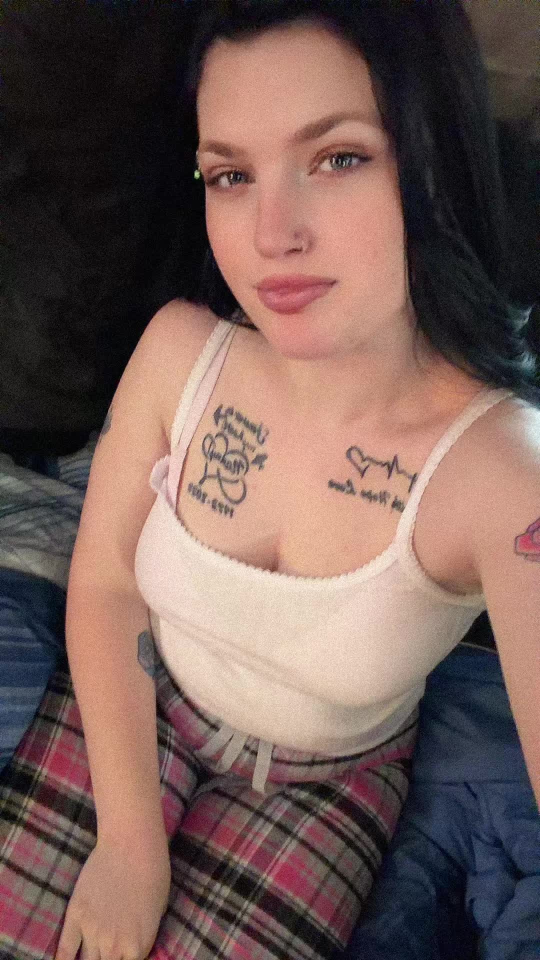 @blueyedkaylla21