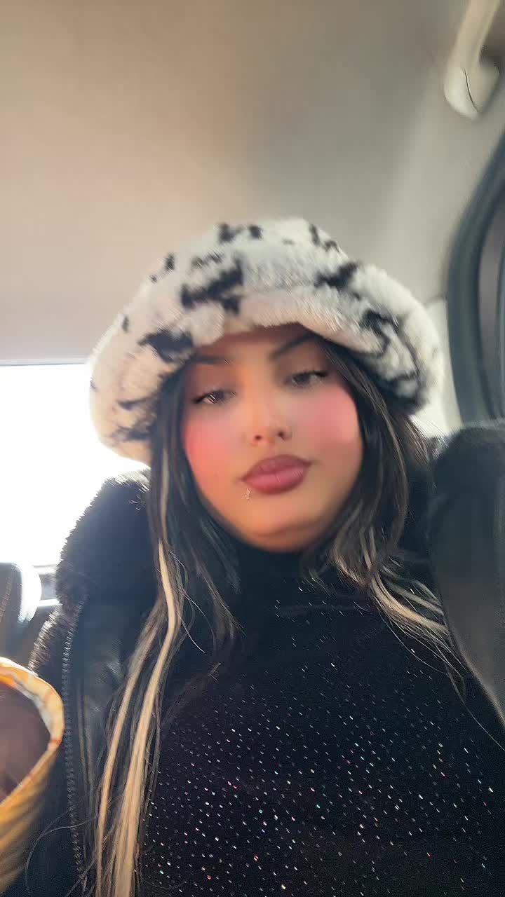 @SøLTaNa FaTiiii