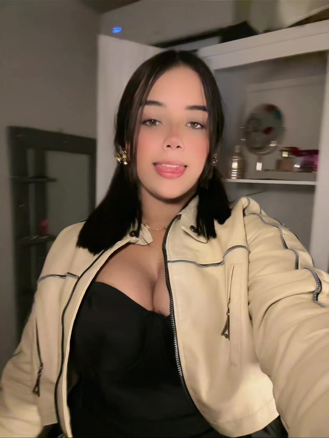 @Mía💕