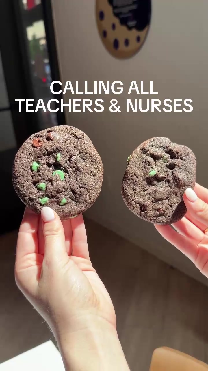 @insomniacookies