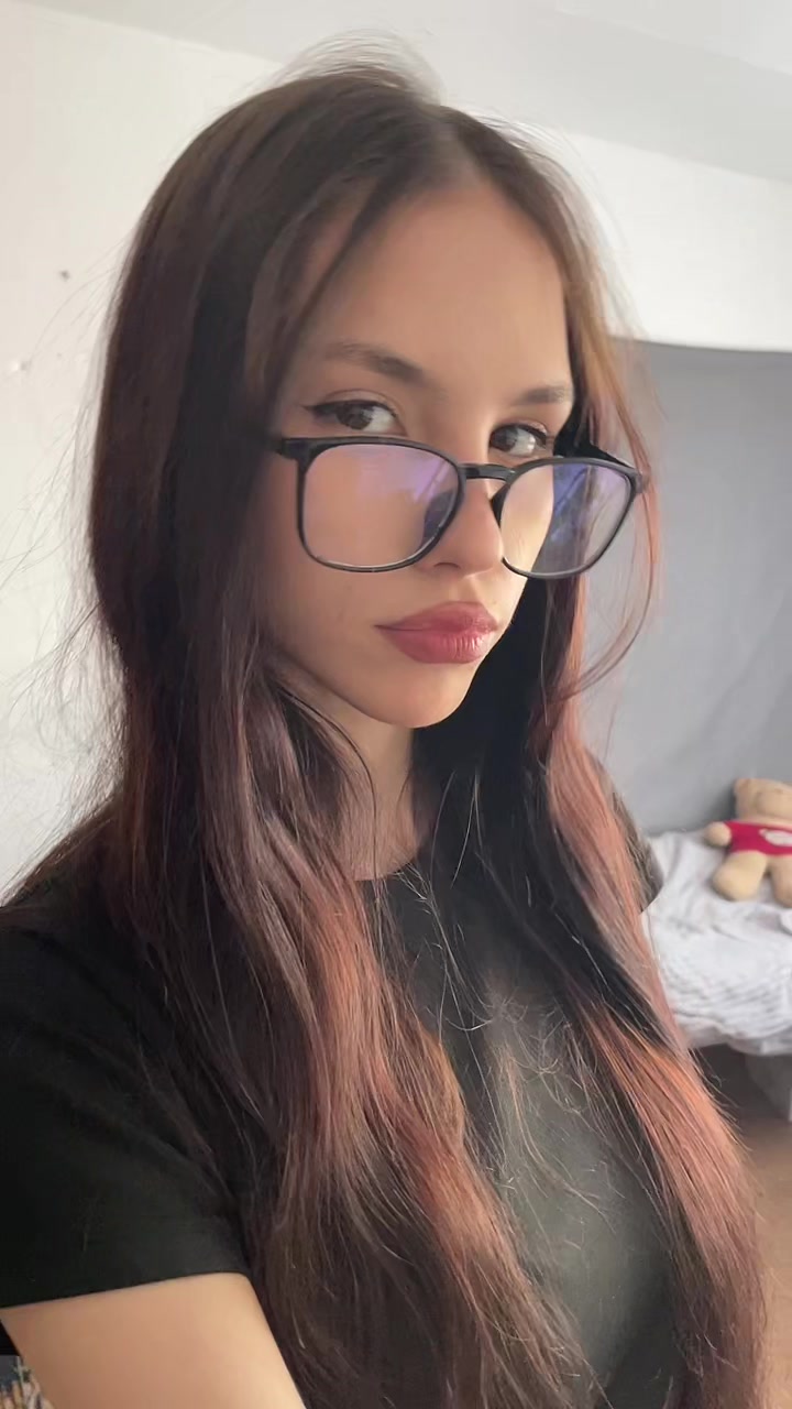 @560