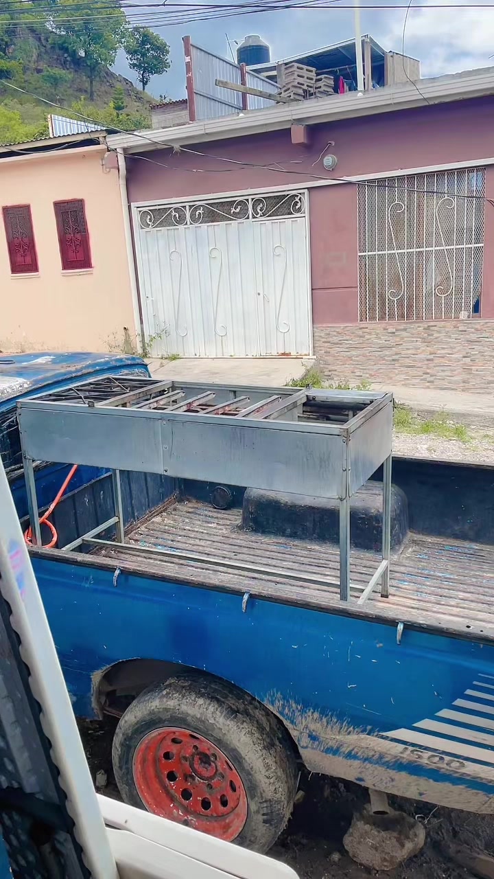 @UnchamoenHonduras💛💙❤️🇭🇳