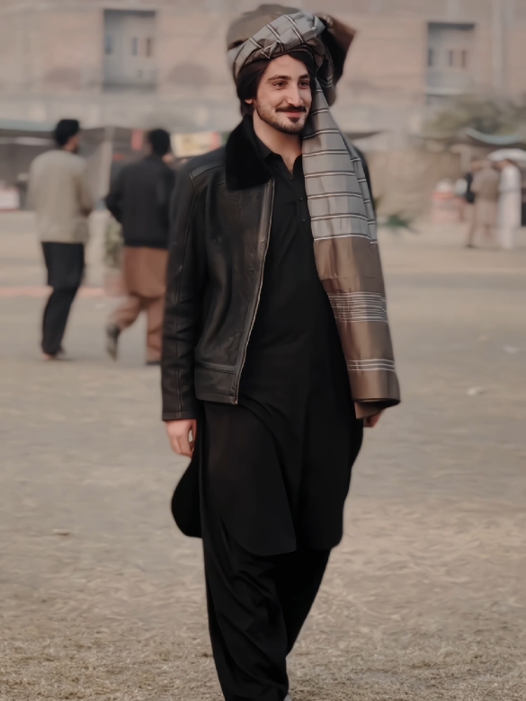 @Qadeer آفریدی