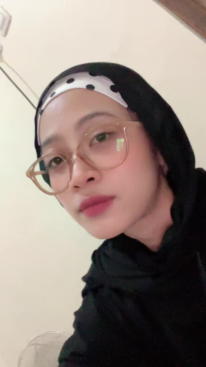 @Tyas Larasati 🌸✨