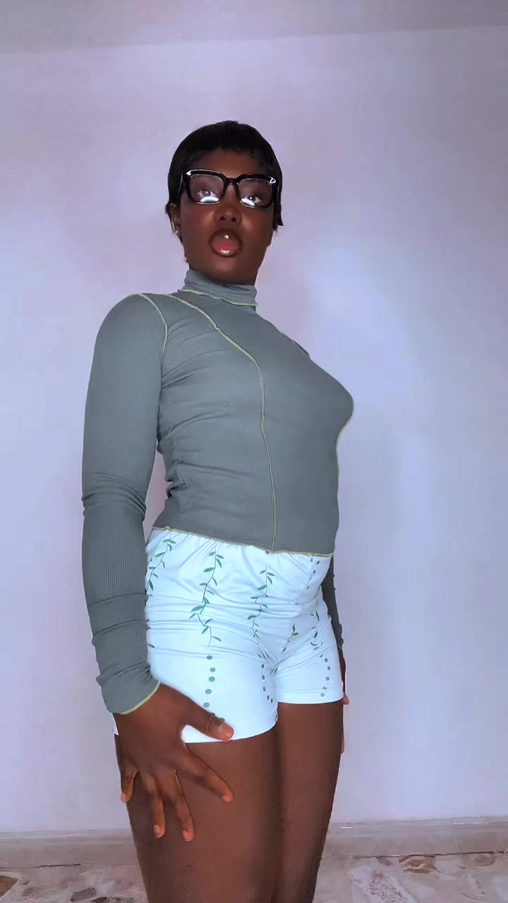@LADY B OF TIKTOK💙🦋
