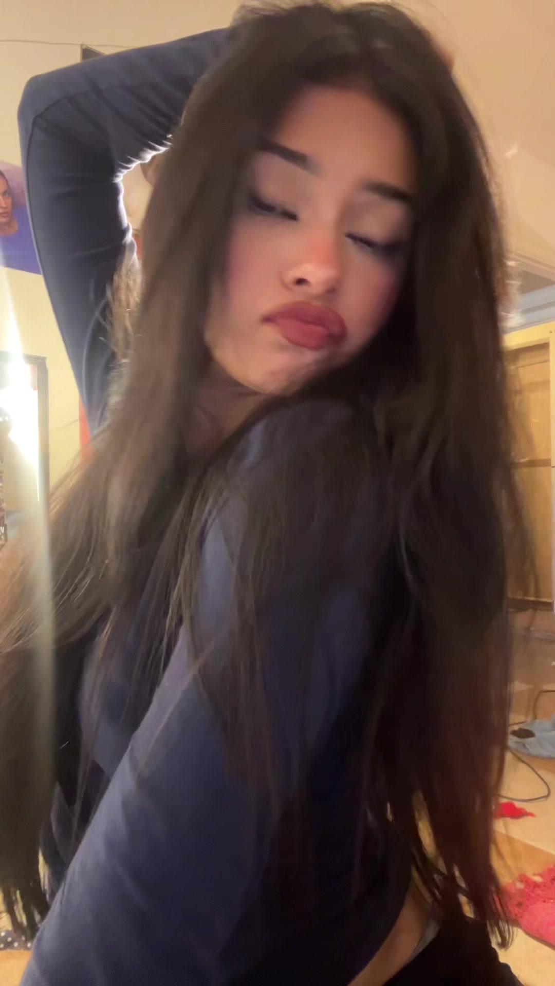 @hi