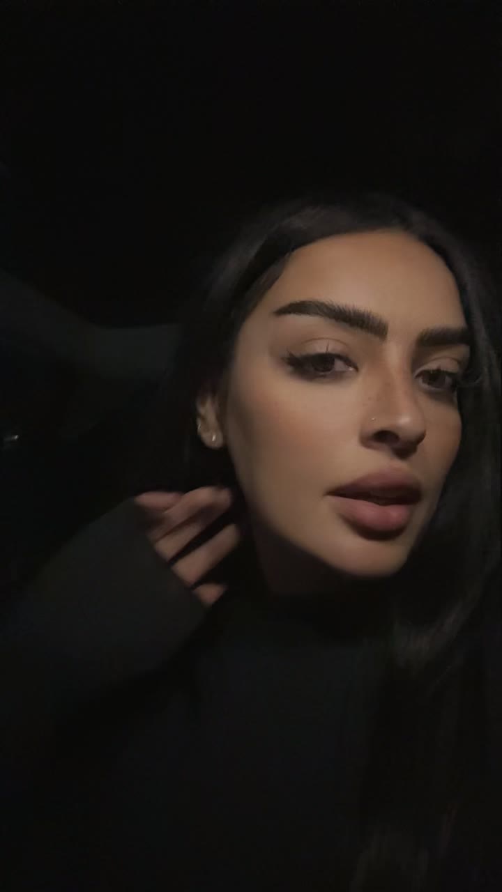 @Elle