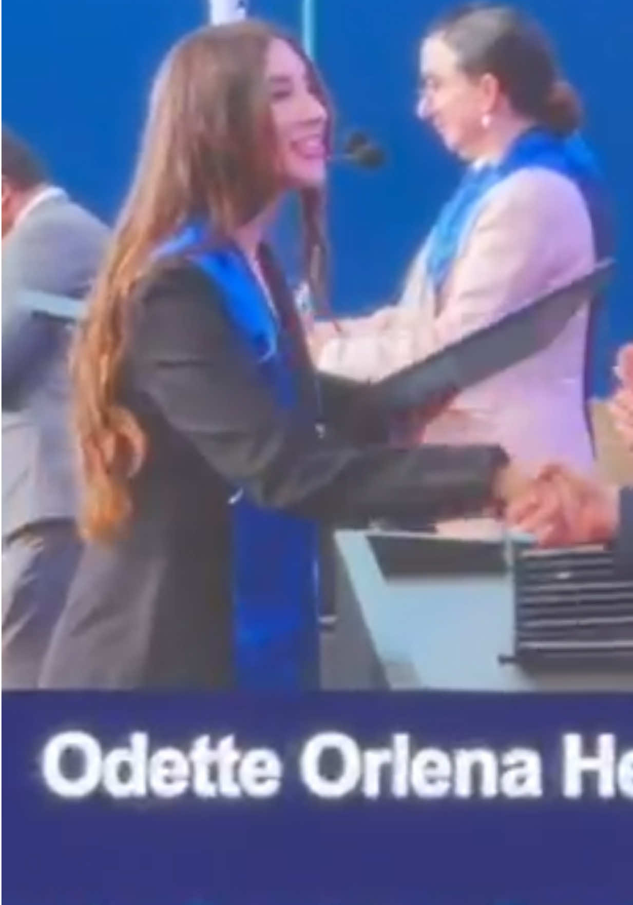 @OdetteOrlena