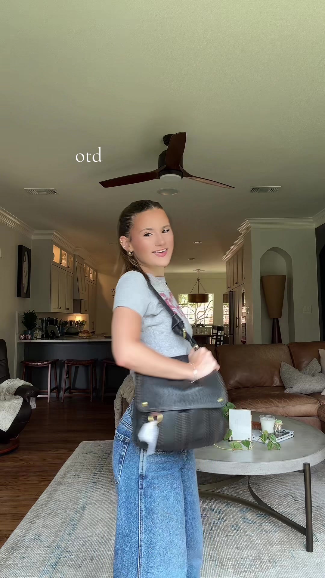@Ava Colangelo
