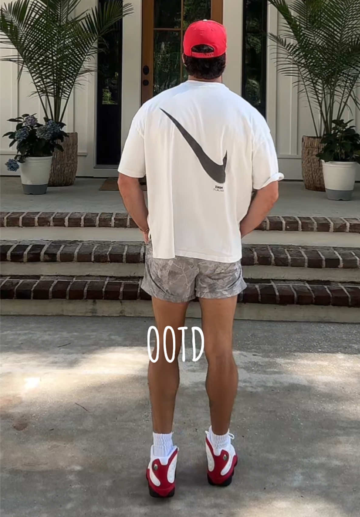 @SneakNStyle