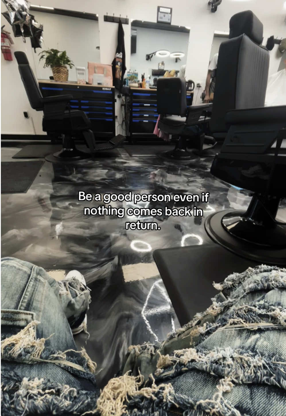 @JJ โ