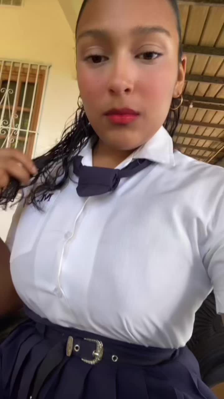 @𑣲