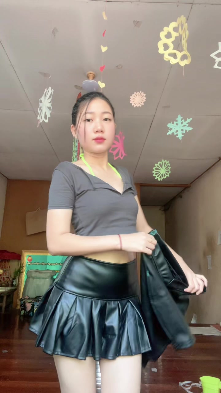 @Carly Clothing🌸(လက်လီ/လက်ကား)