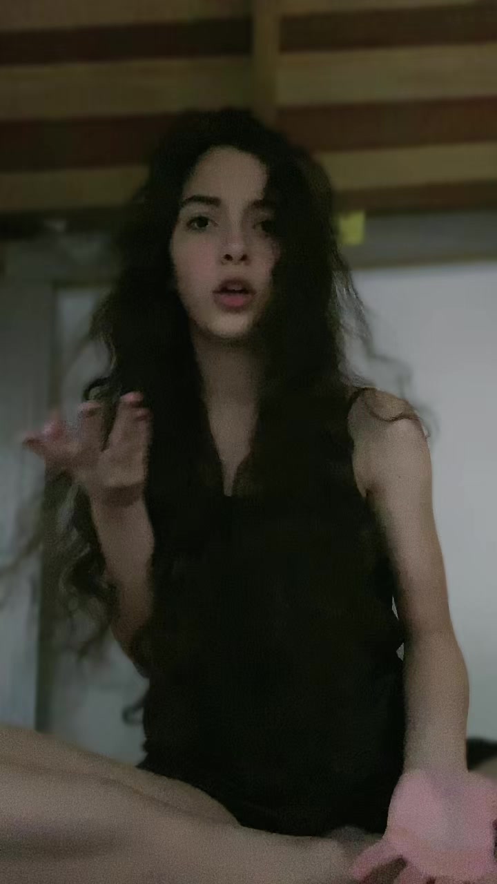 @~Vicky~🚭