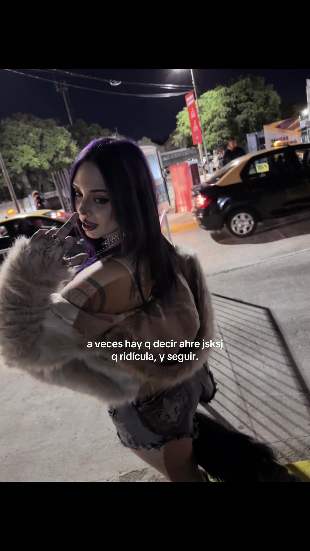 @lady★hell