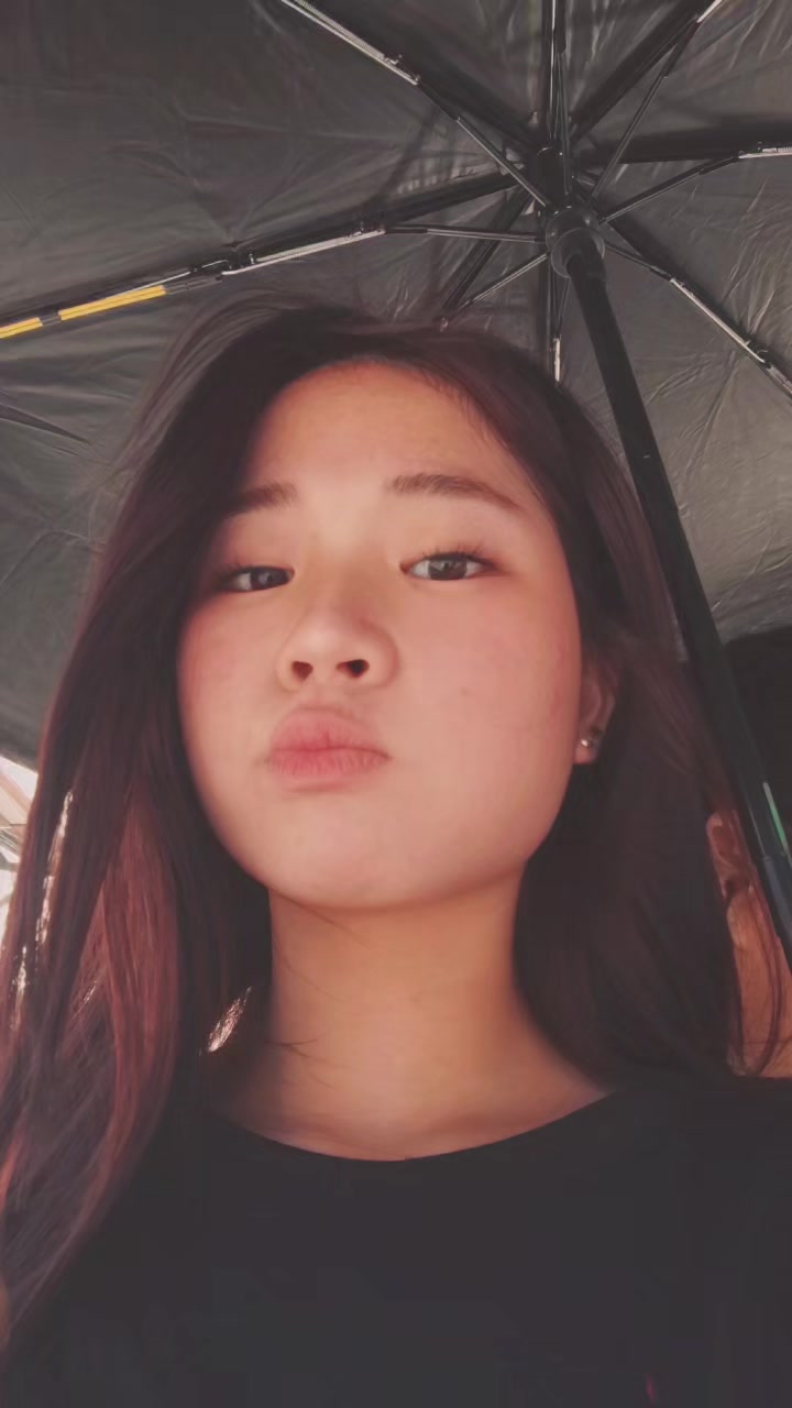 @𝓒𝓱𝓲 𝓨𝓾𝓷𝓪