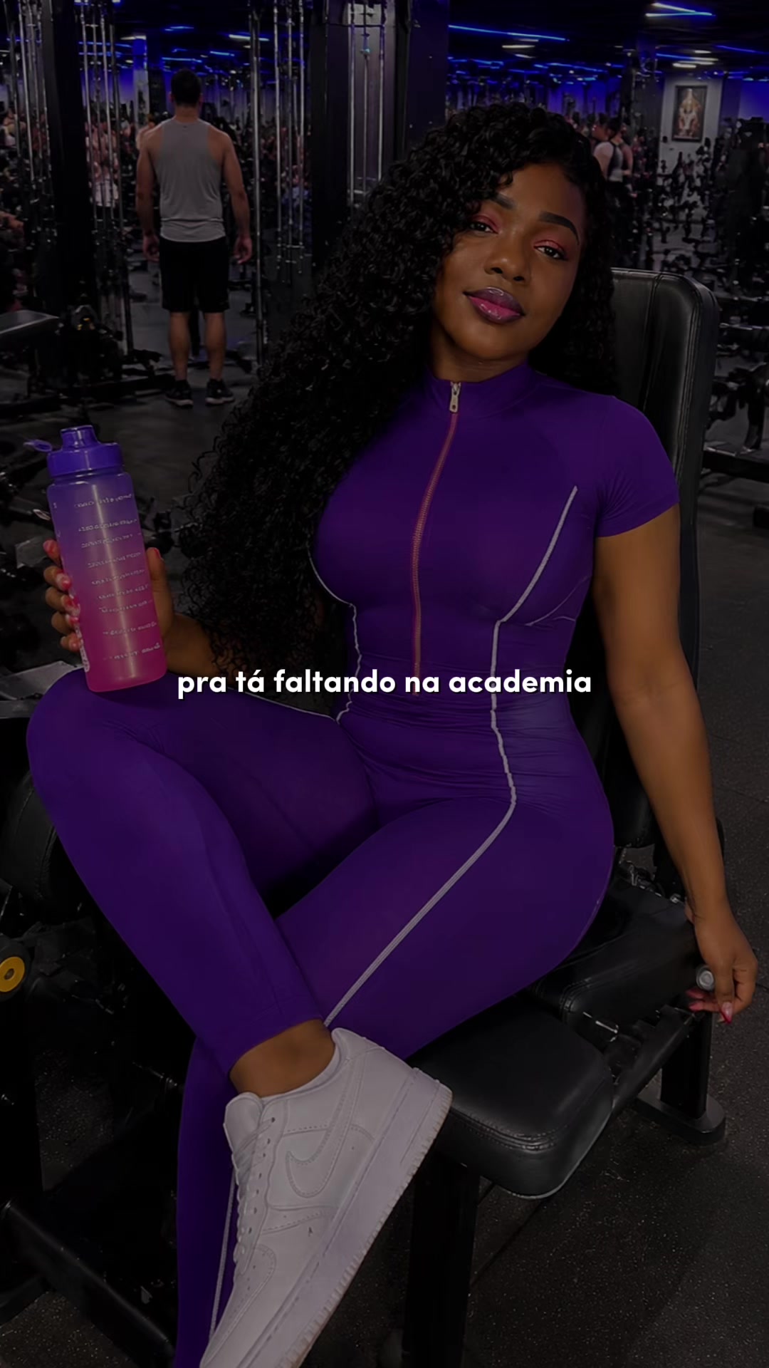 @Ros&aacute;lia