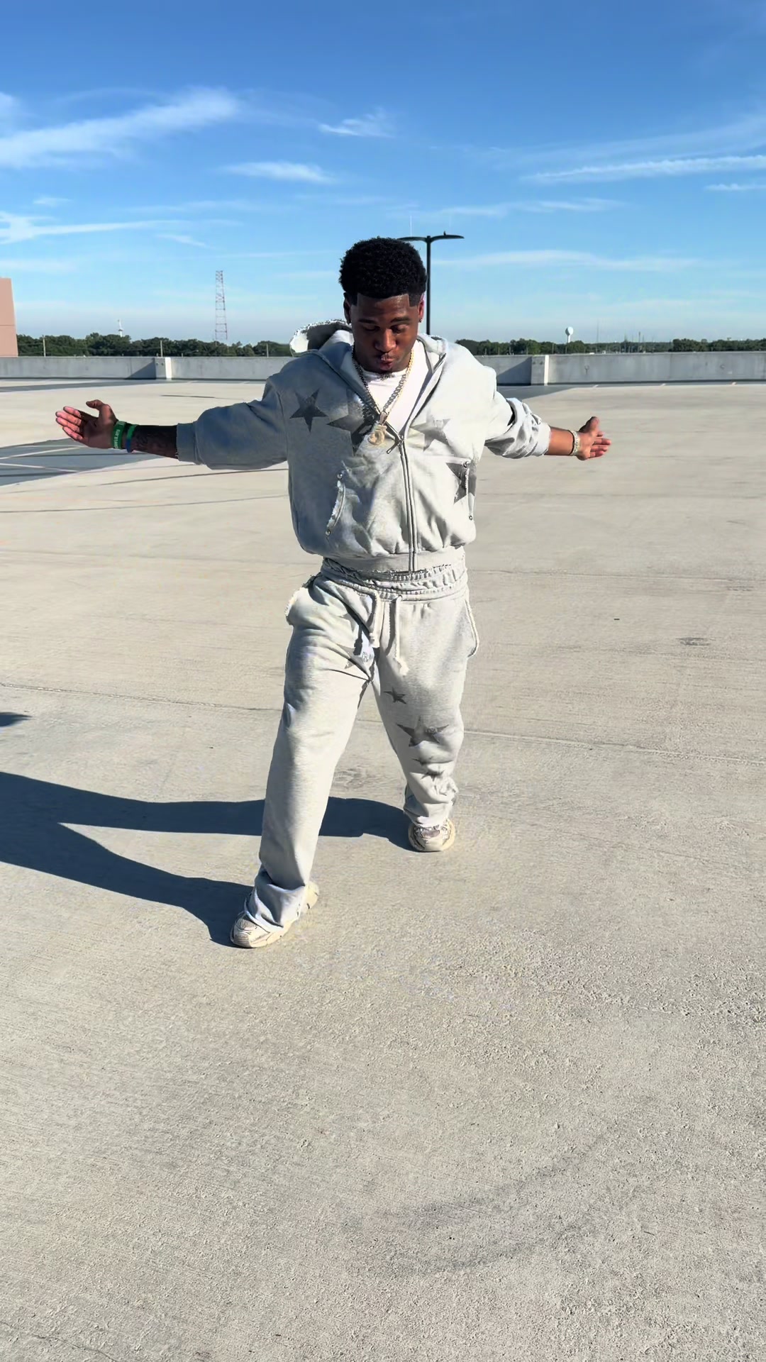 @Desean Logan-Russell🫢🫱🏾