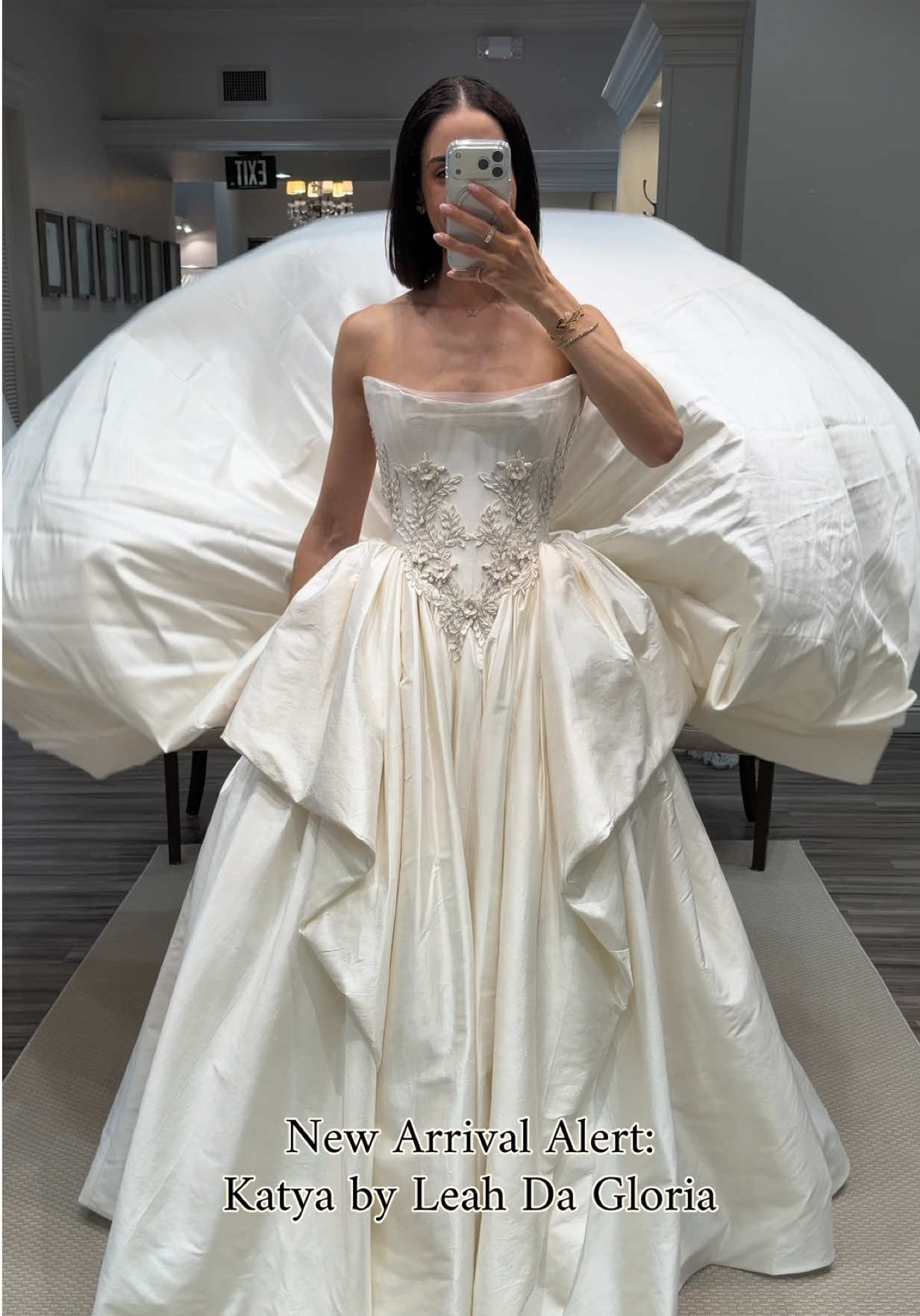 @Lovella Bridal