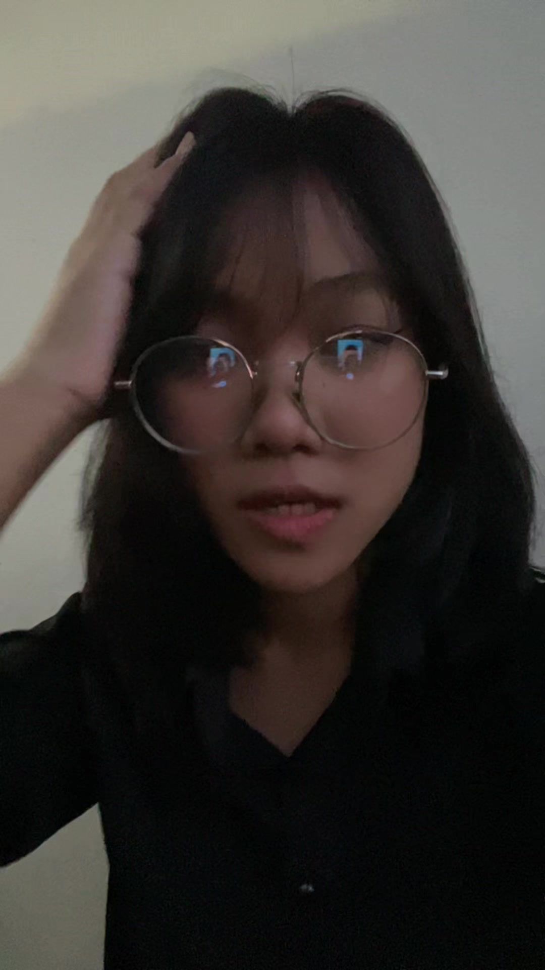 @เพื่อนเรียกเเว่นน