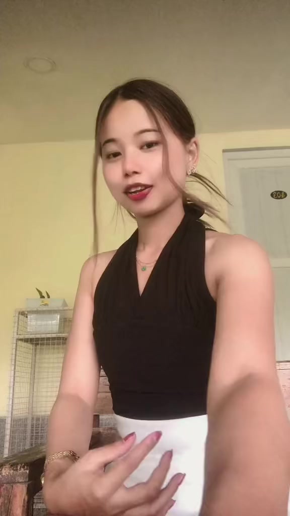 @🥂