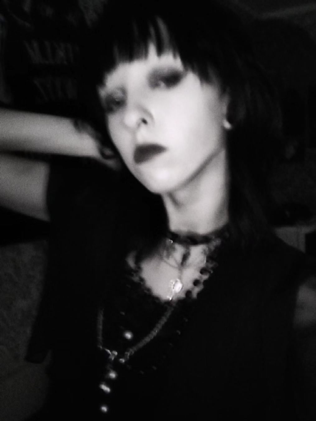 @𝔵𝔦𝔳𝔬𝔫𝔢 | 𝔑𝔬𝔫𝔫𝔞