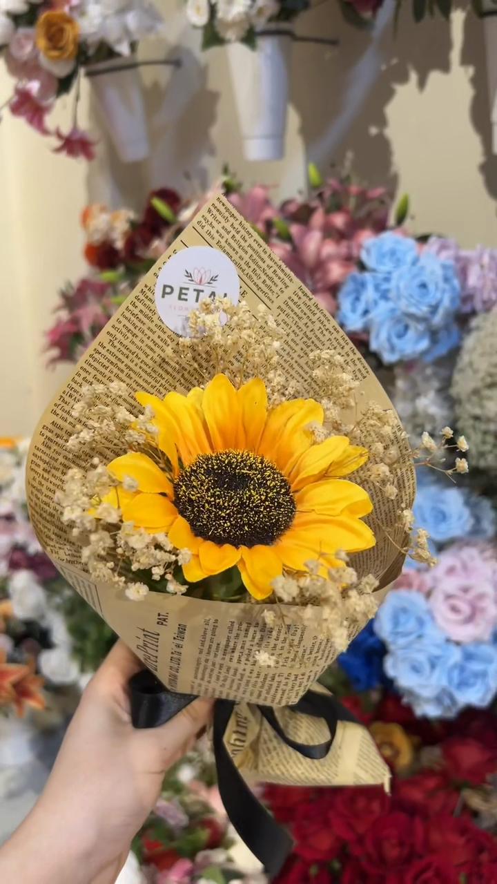 @Petal
