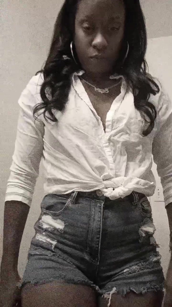 @prettymika45😘